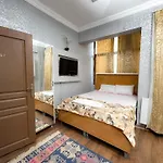 Hotell The New Season