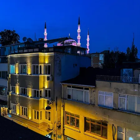 فندق The New Season