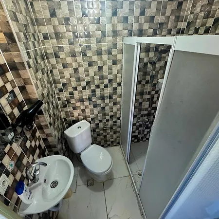 The New Season فندق *