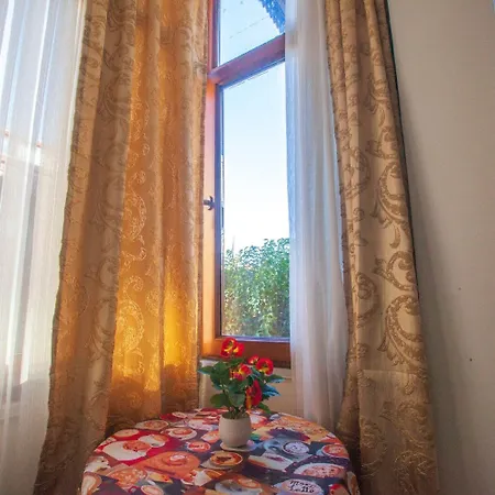 The New Season فندق *