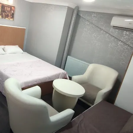 The New Season Hotel *