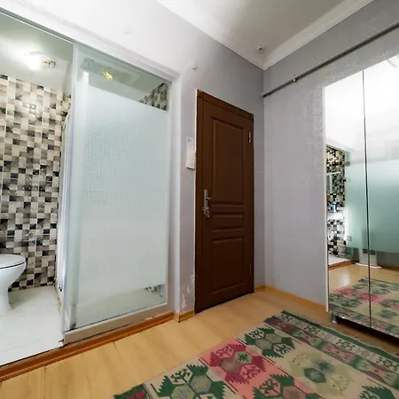 Hotell The New Season *