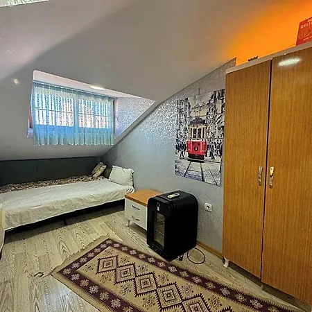 The New Season Hotel *