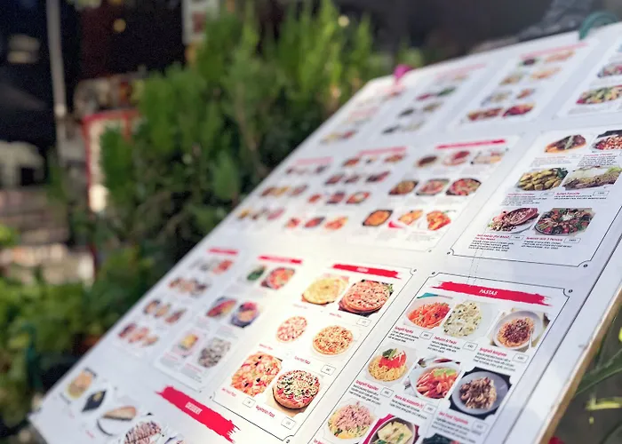 Hotell The New Season *