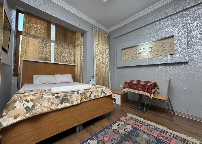 Hotell The New Season