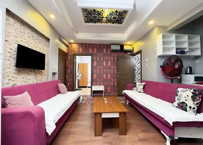 The New Season Hotell