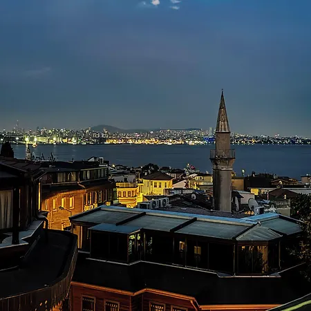 The New Season * Istanbul